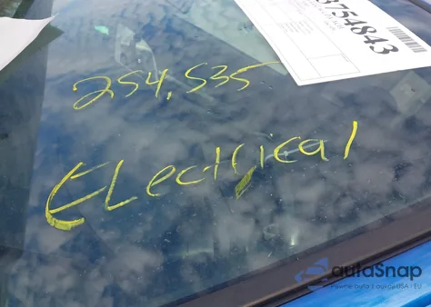 2011 Ford Escape Xlt from USA, damaged, VIN 1FMCU9D71BKA18510